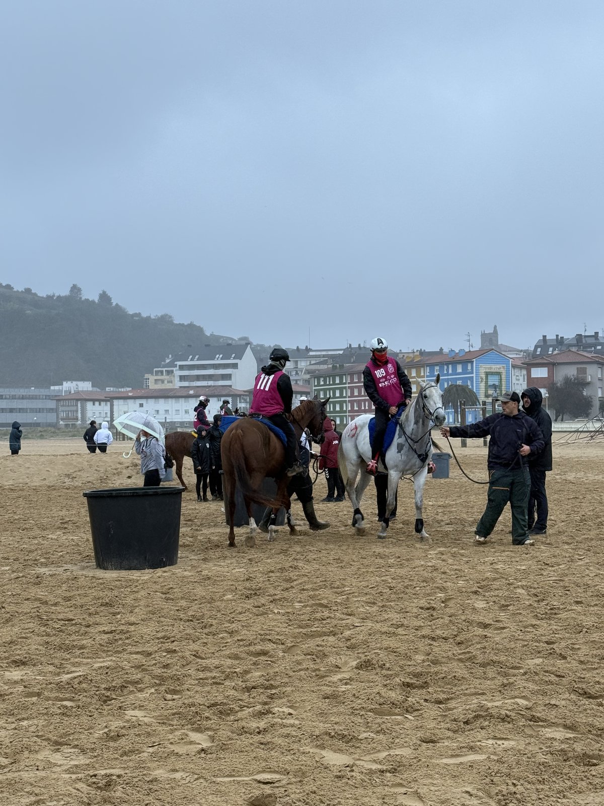 Laredo: lluvia, viento y objetivo cumplido · Fotografía de carrera 6